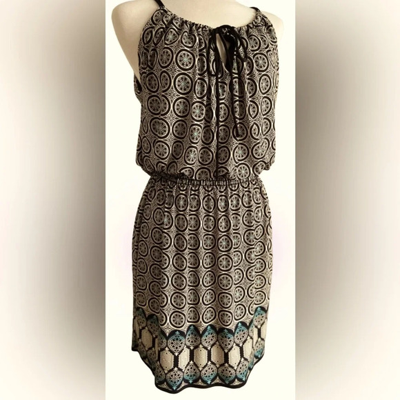 Max Studio Geo prints elastic waist spaghetti sleeves dress Sz Small - Picture 1 of 11